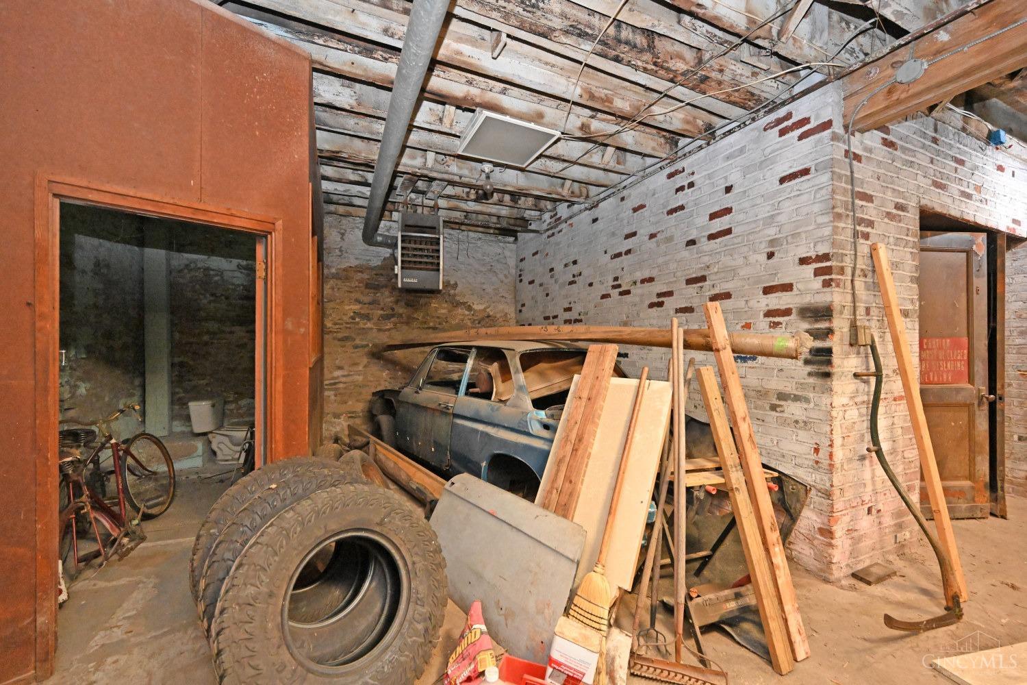 2025 Dunlap Street Property Photo 28