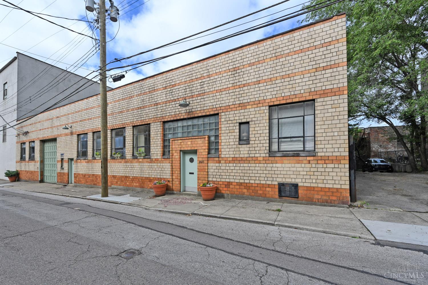 2025 Dunlap Street Property Photo 33