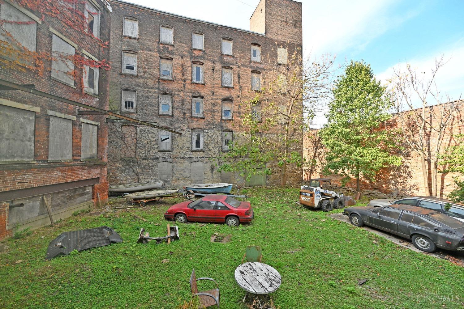 2025 Dunlap Street Property Photo 74