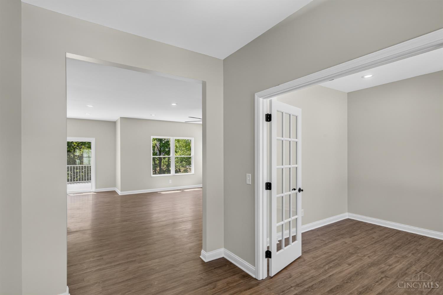 24092 Grubbs Road Property Photo 8