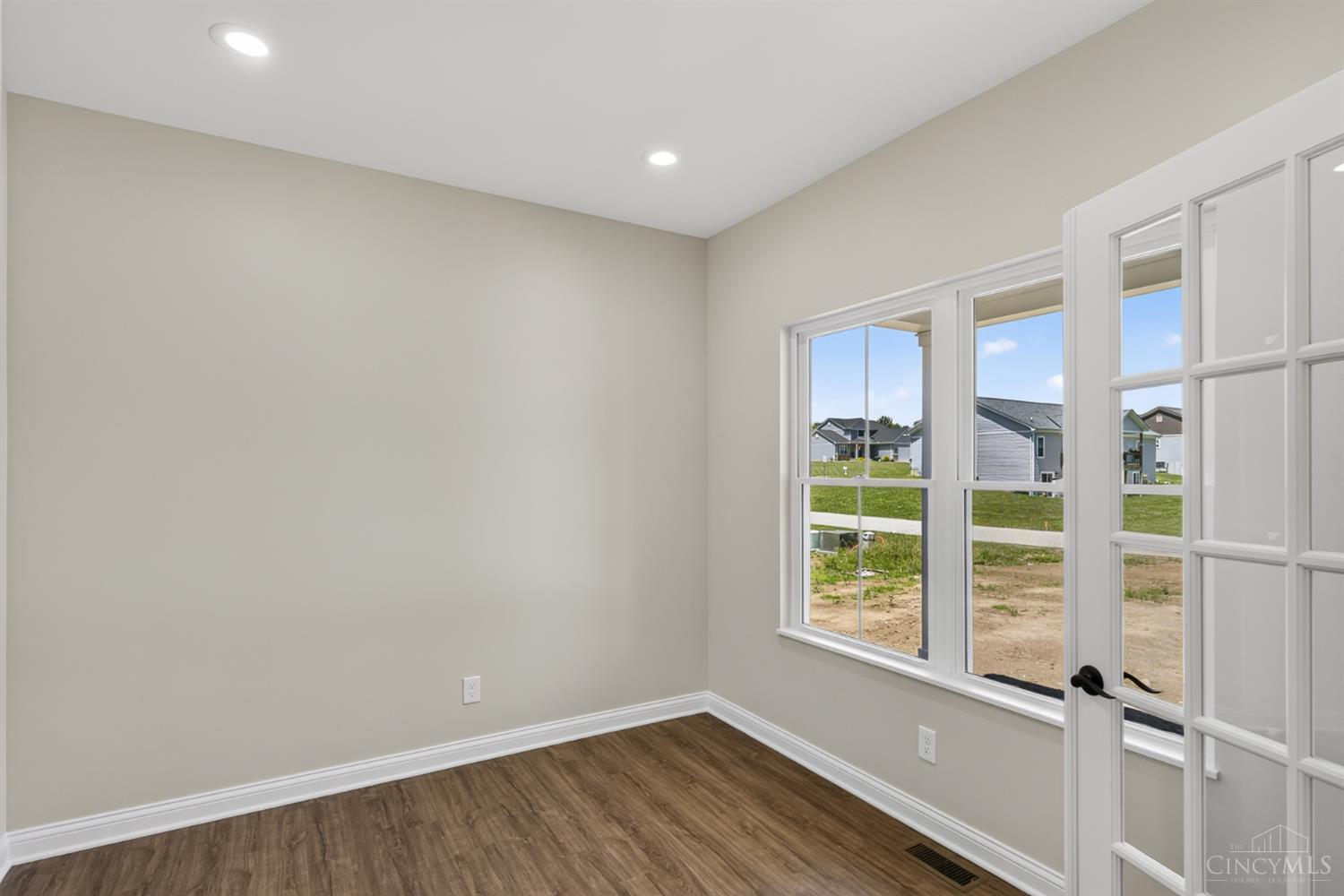 24092 Grubbs Road Property Photo 12