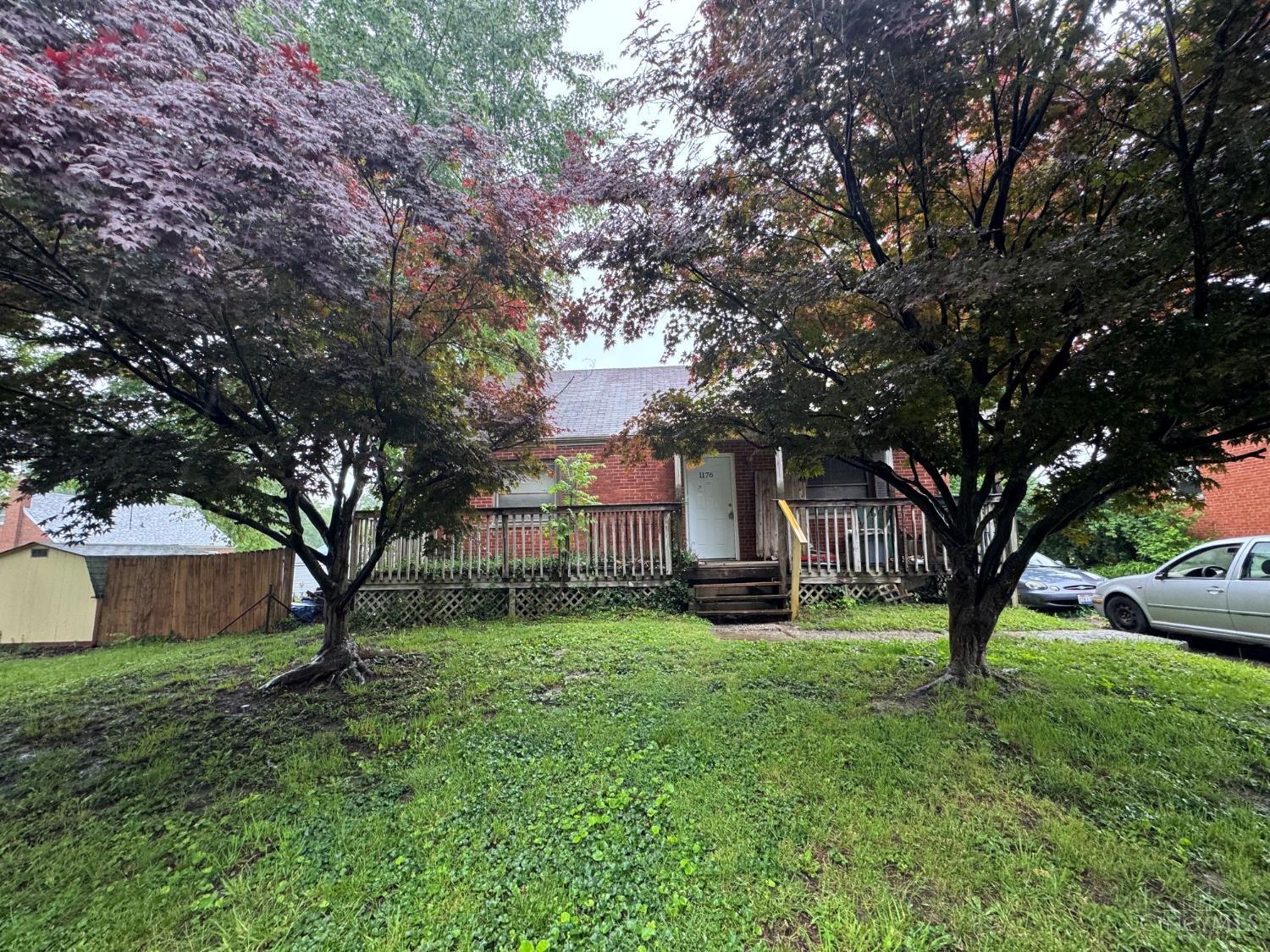 1176 Madeleine Circle Property Photo 2