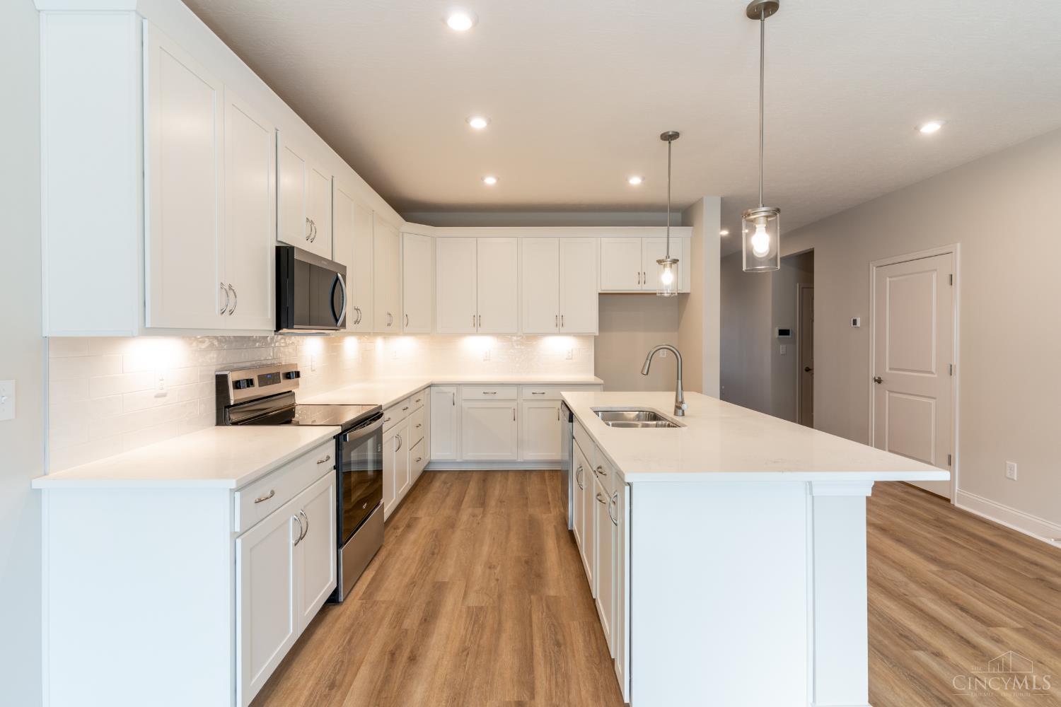 3449 Belgian Circle Property Photo 10