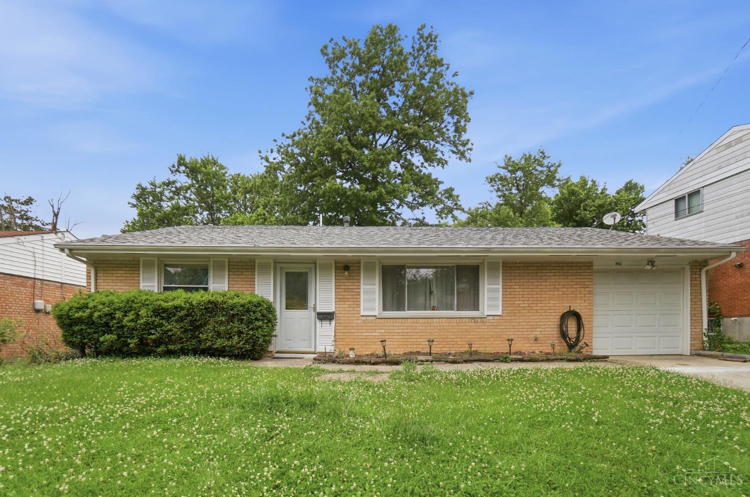 942 Goodhue Circle Property Photo 1