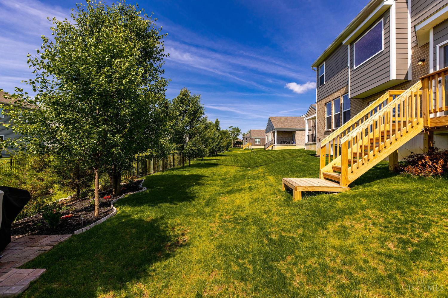 10114 Gully Pass Drive Property Photo 6
