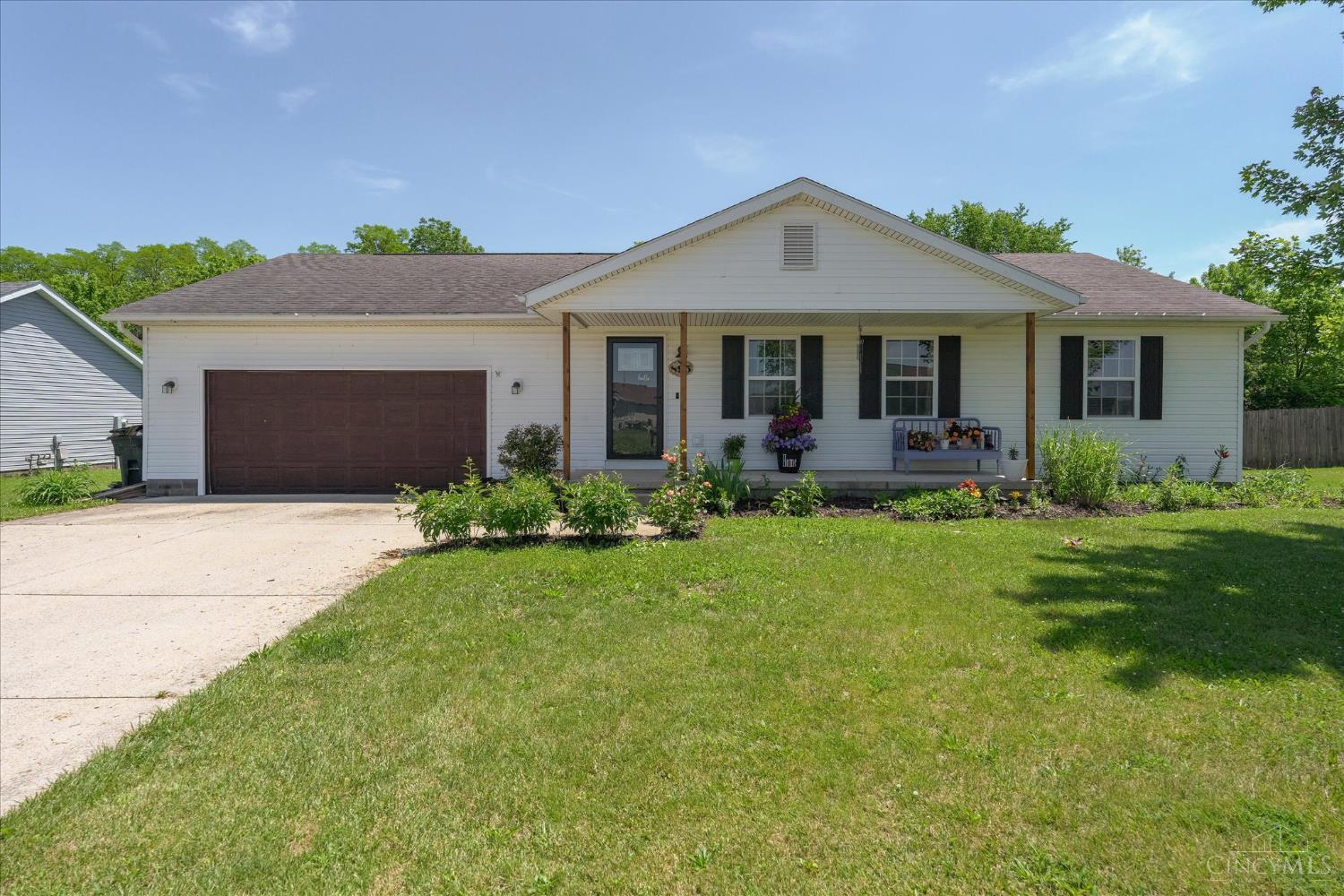 895 Riverbirch Rd Property Photo 1