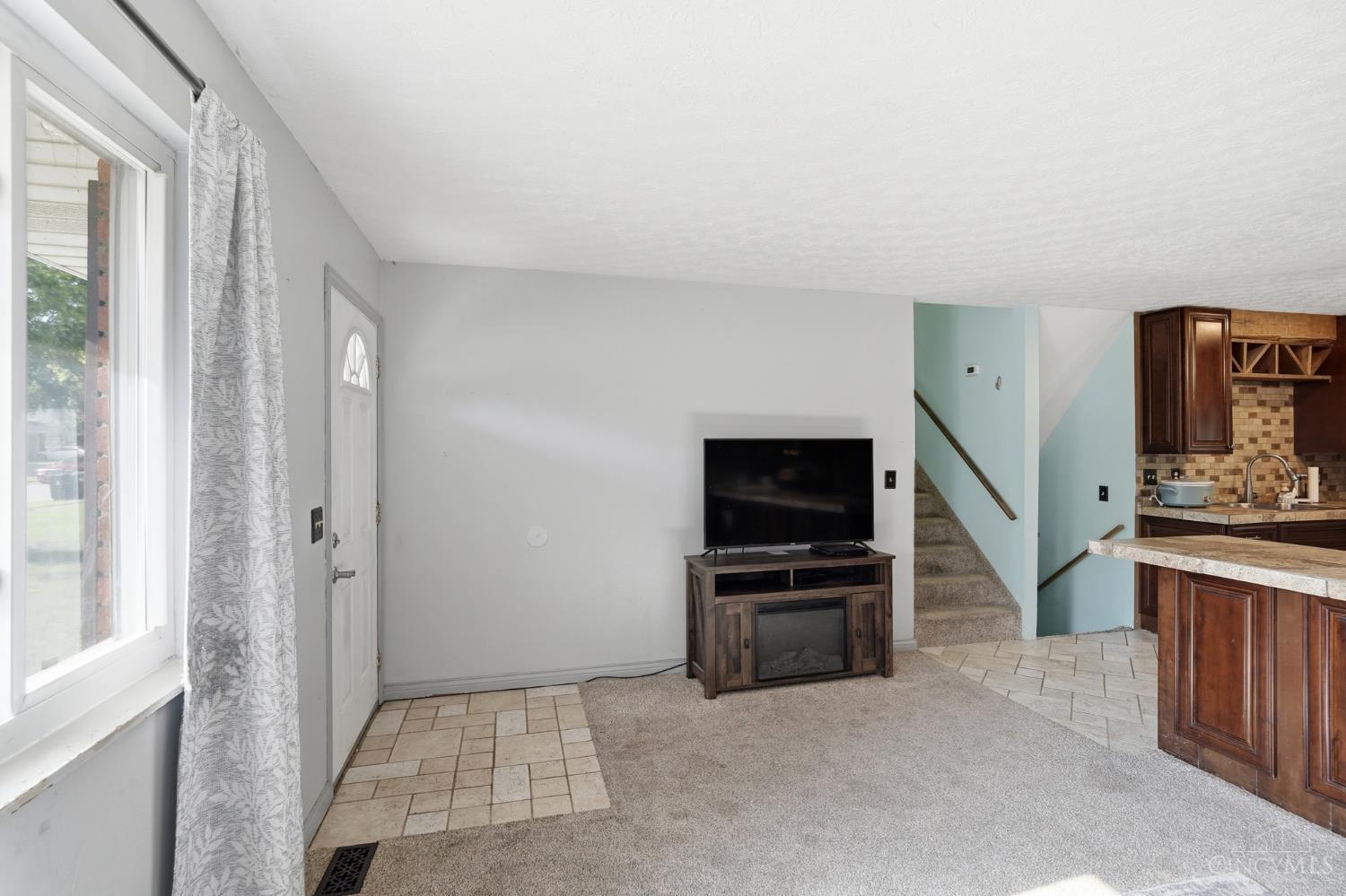 5752 Lake Superior Drive Property Photo 4
