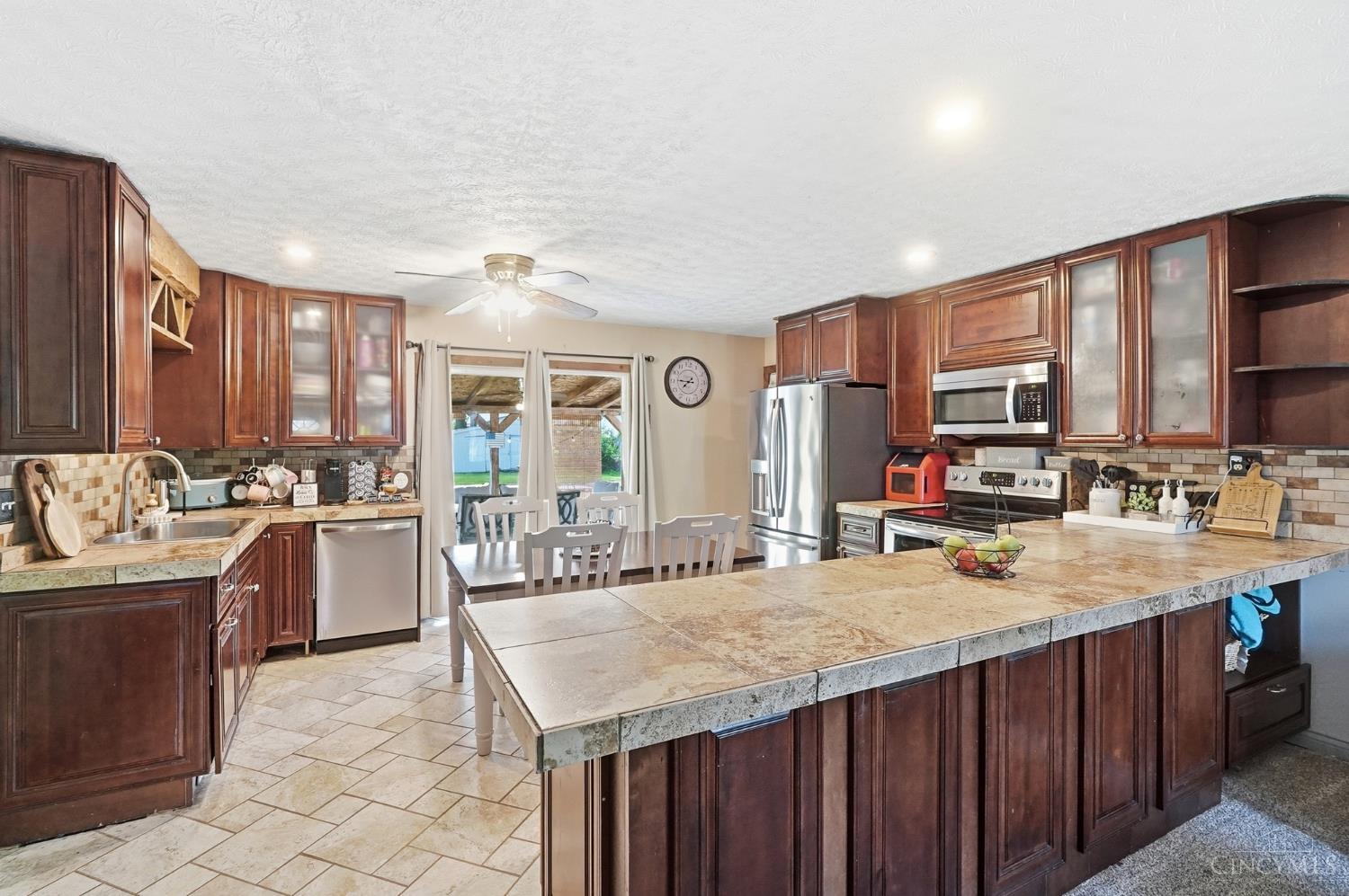 5752 Lake Superior Drive Property Photo 5