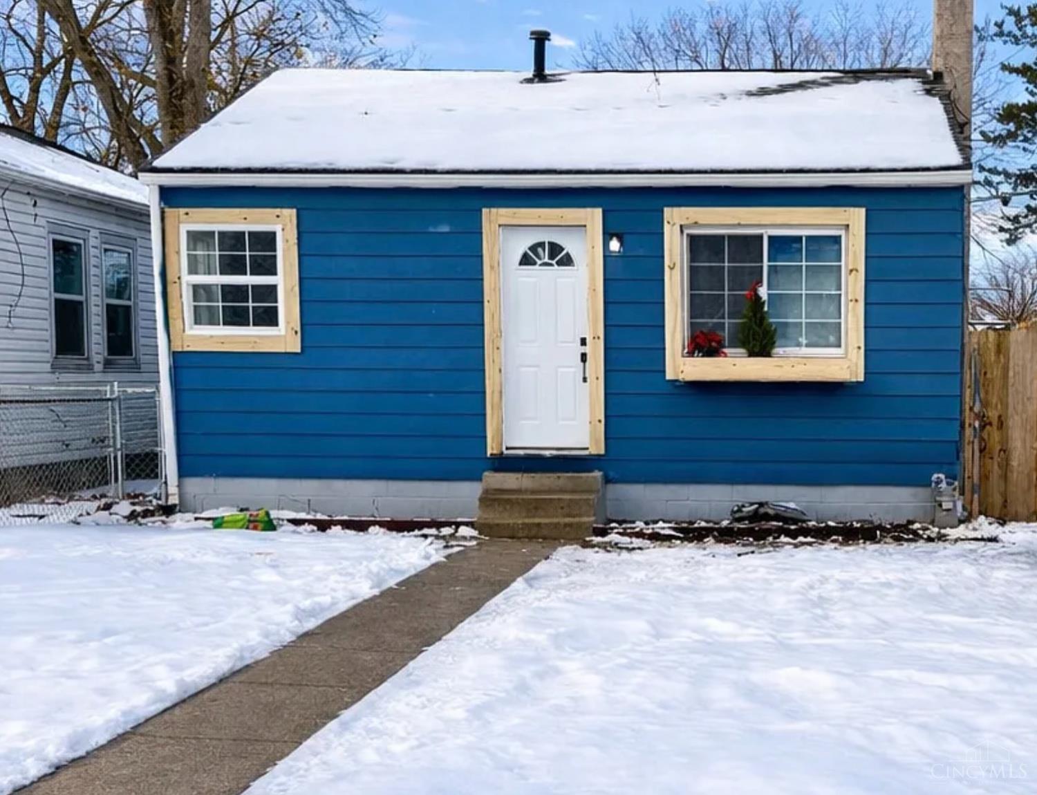 411 Hudson Avenue Property Photo 1