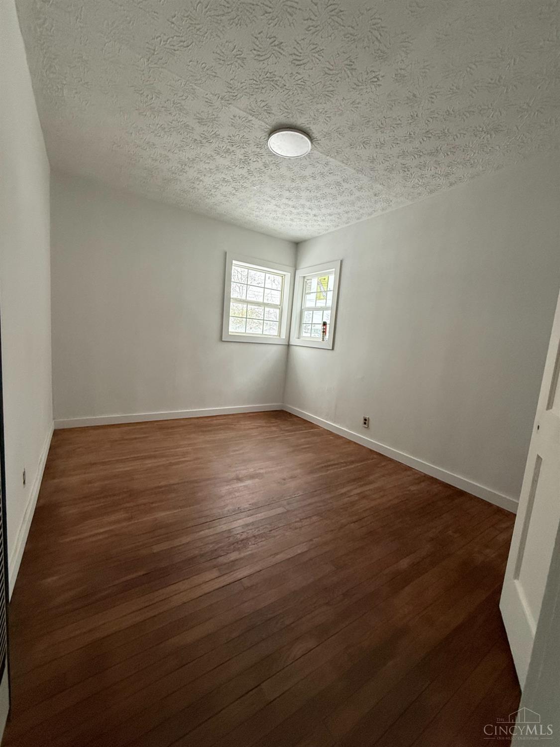 411 Hudson Avenue Property Photo 7