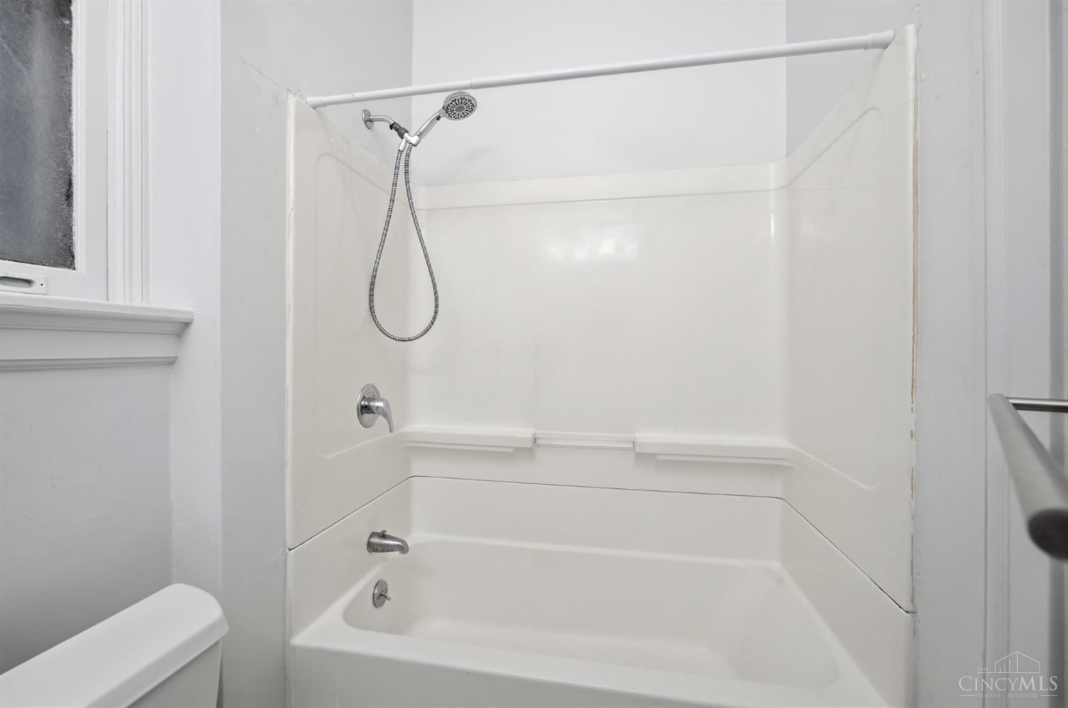 2412 Fairview Avenue Property Photo 37