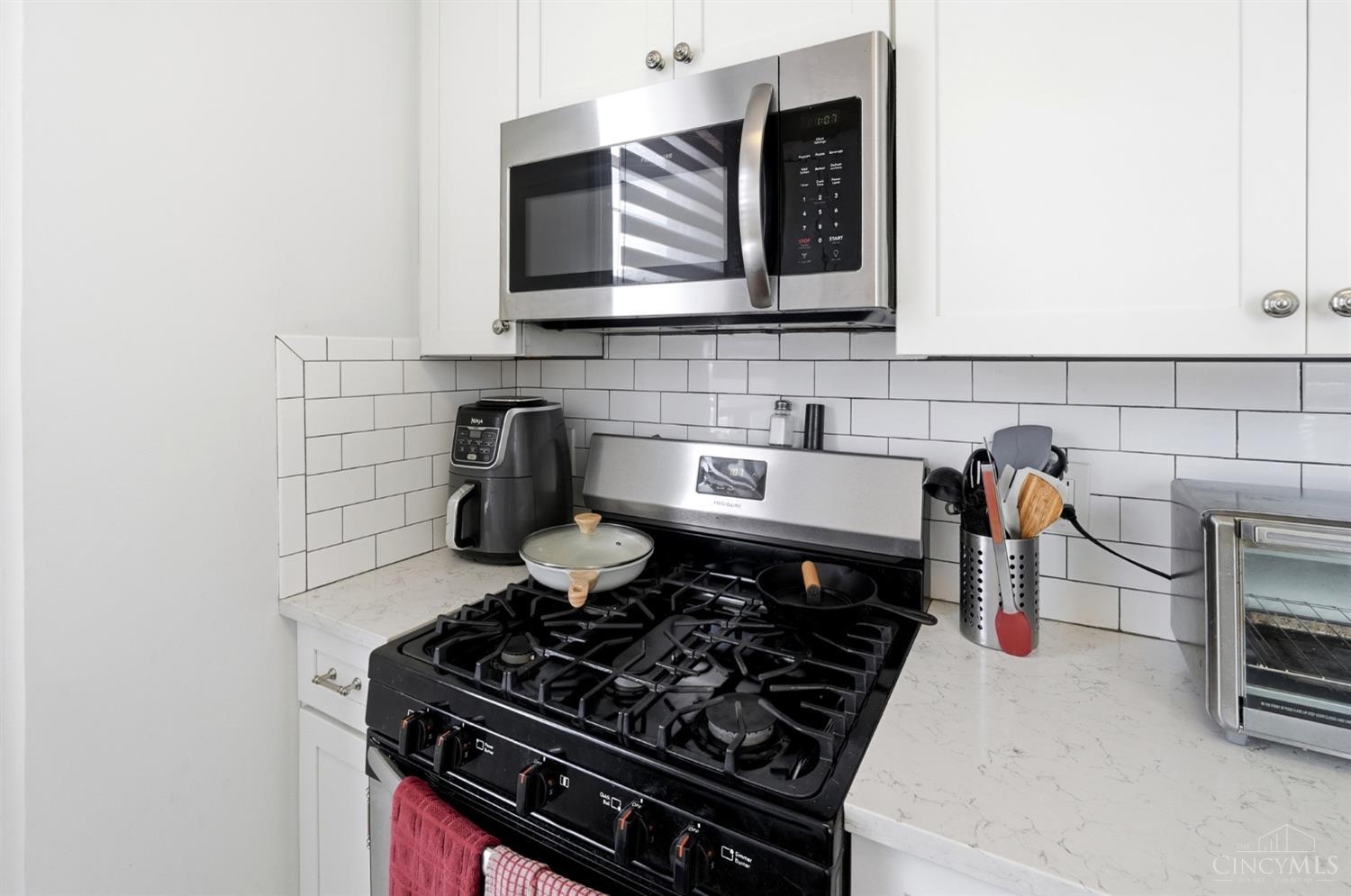 2412 Fairview Avenue Property Photo 60