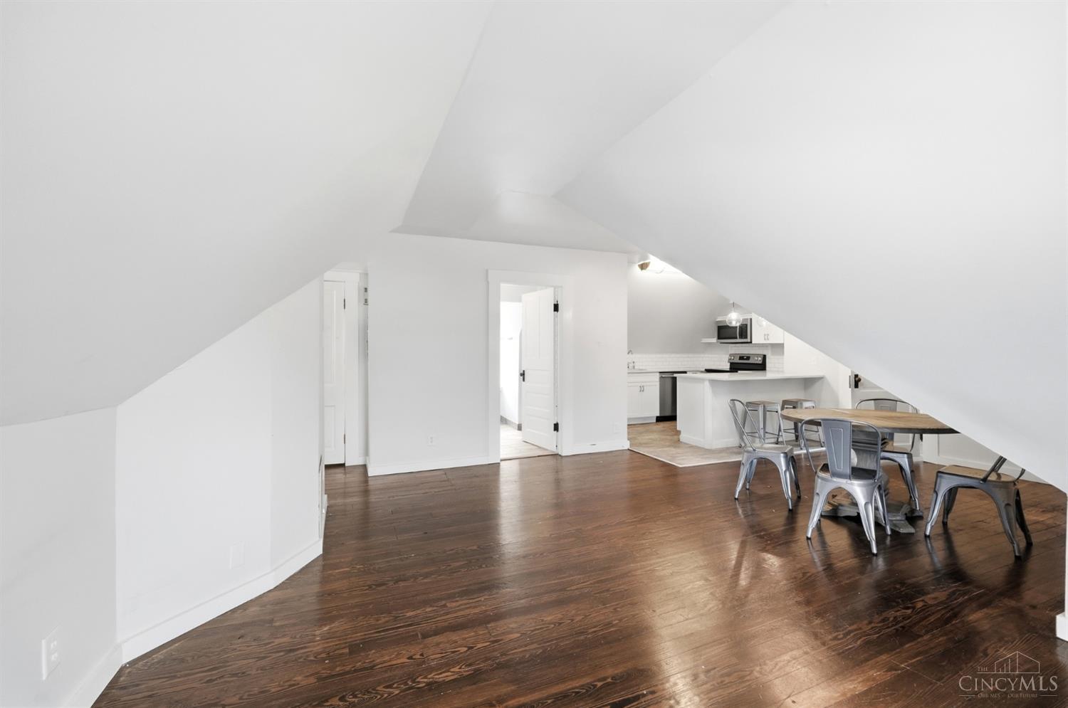 2412 Fairview Avenue Property Photo 66