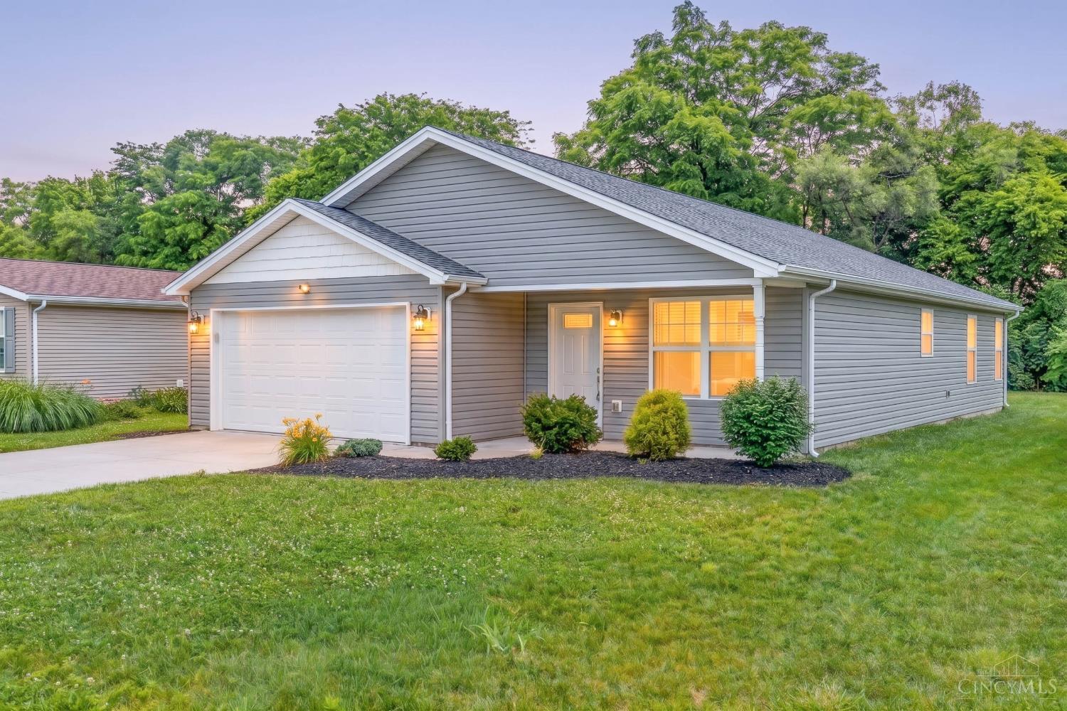 605 Diamond Loop Property Photo 1
