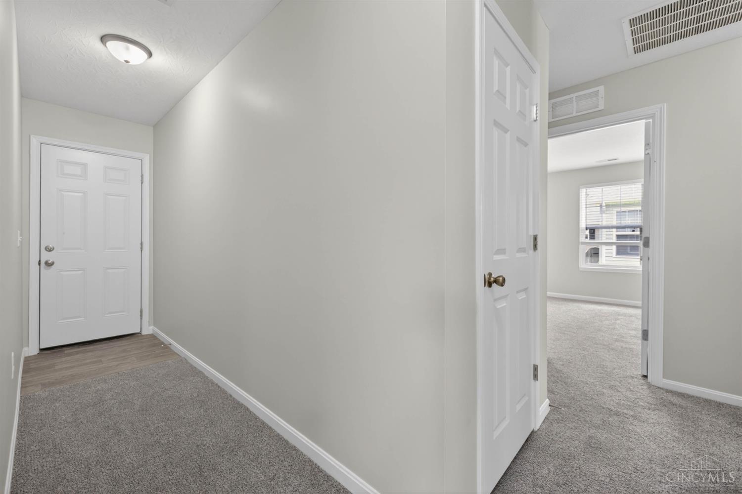 605 Diamond Loop Property Photo 22