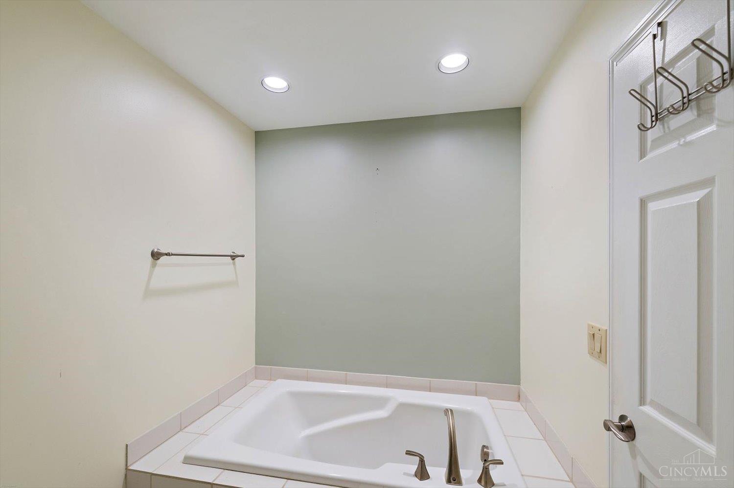 5 Waterview Court Property Photo 26