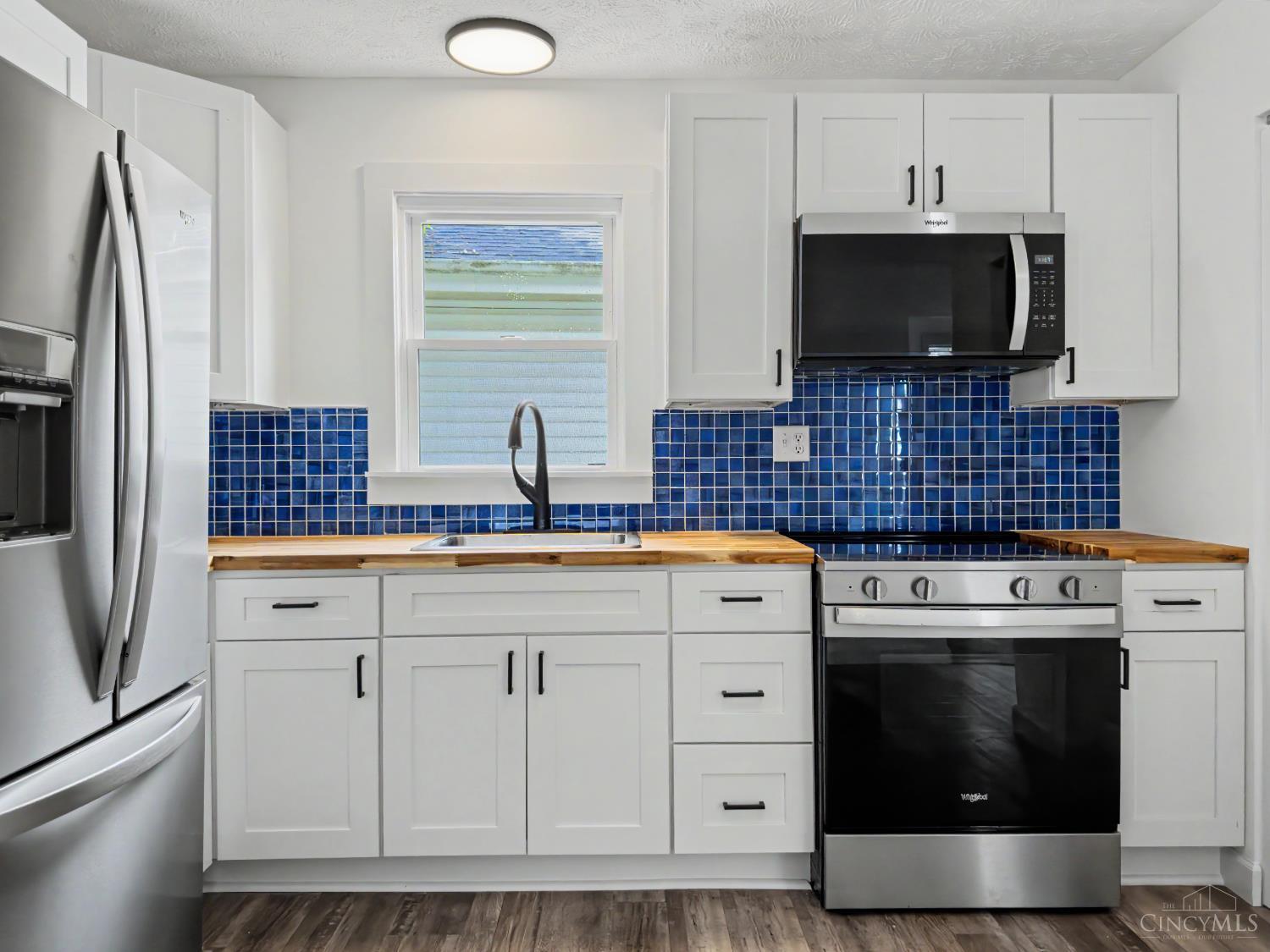 1161 Hunt Avenue Property Photo 8