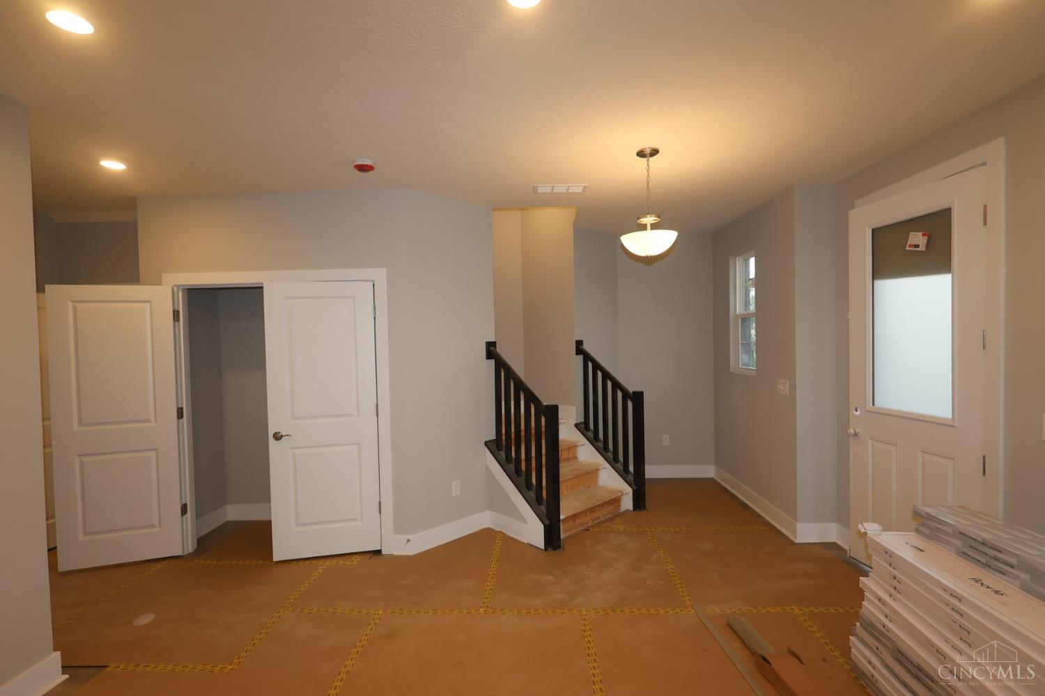6206 Nicholas Way Property Photo 3