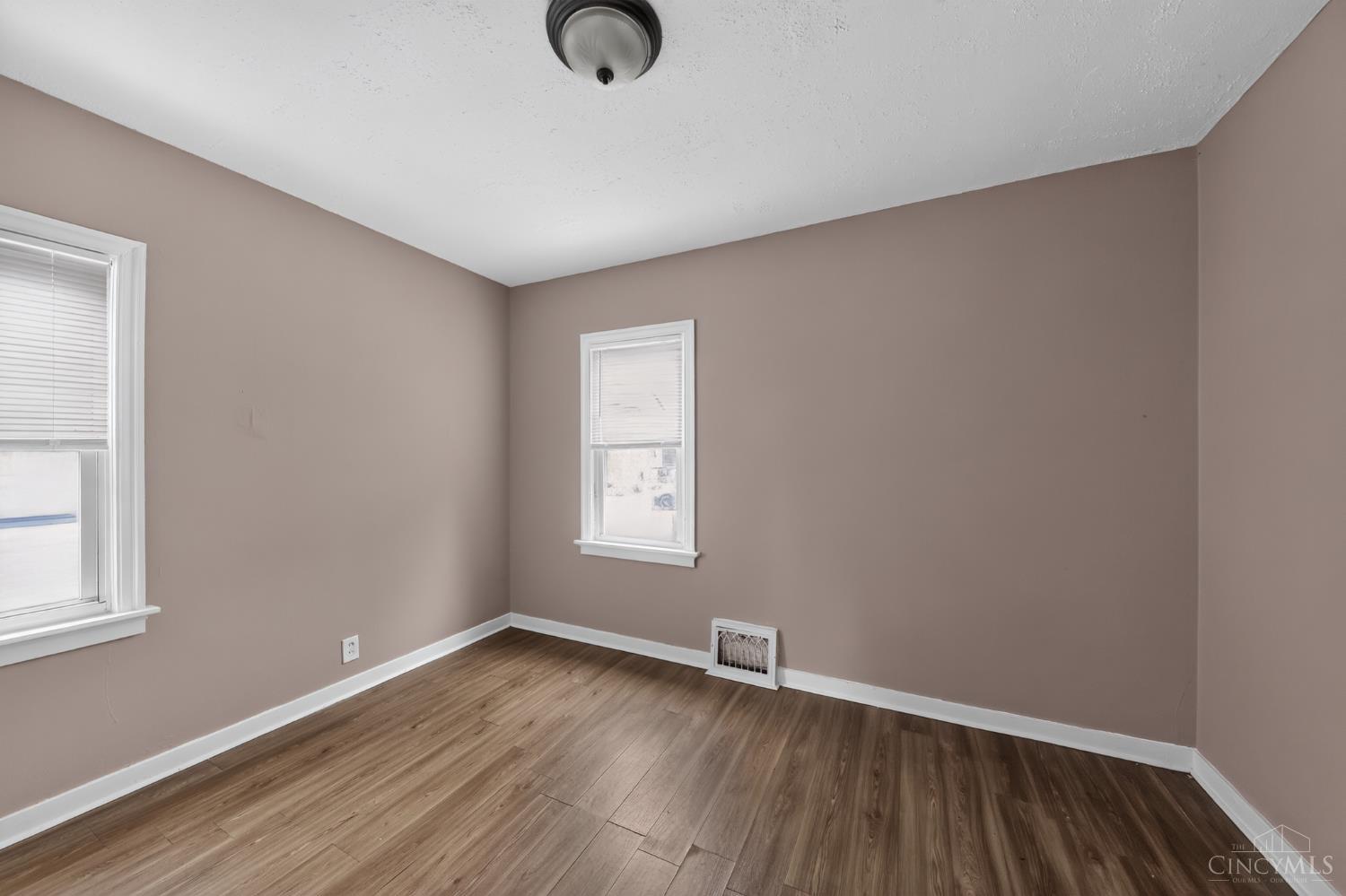 779 Symmes Avenue Property Photo 15
