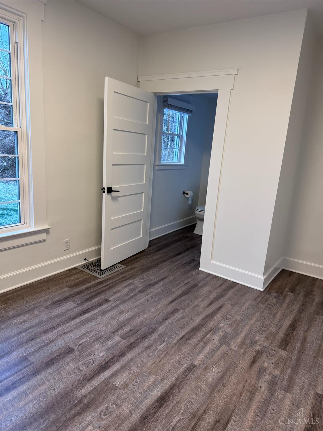 S 204 High Street Property Photo 6