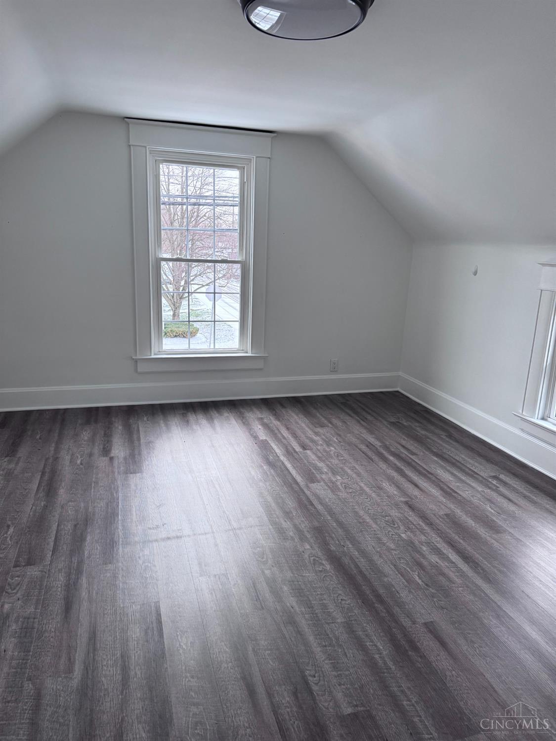 S 204 High Street Property Photo 7