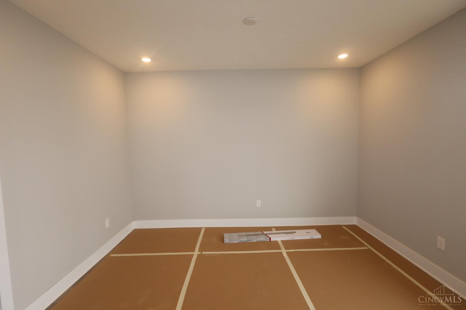 6218 Nicholas Way Property Photo 8