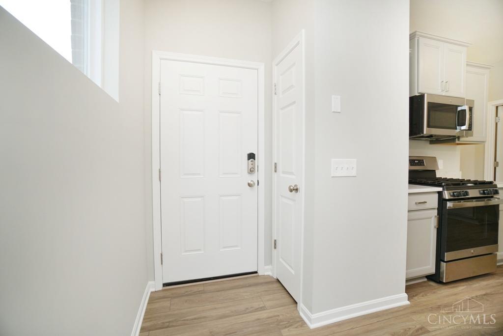 5570 Boulder Court Property Photo 4