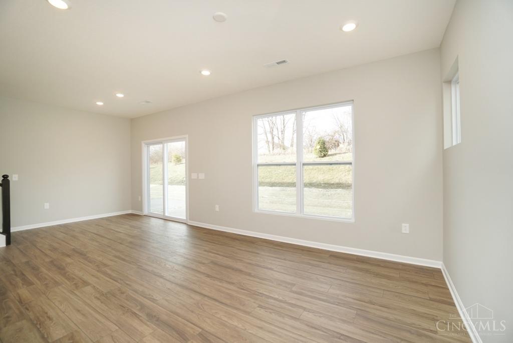5570 Boulder Court Property Photo 15