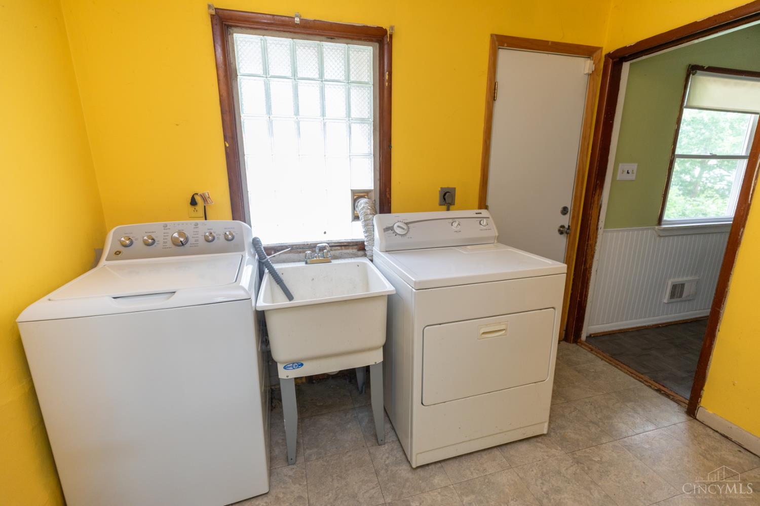1031 Schiff Avenue Property Photo 15