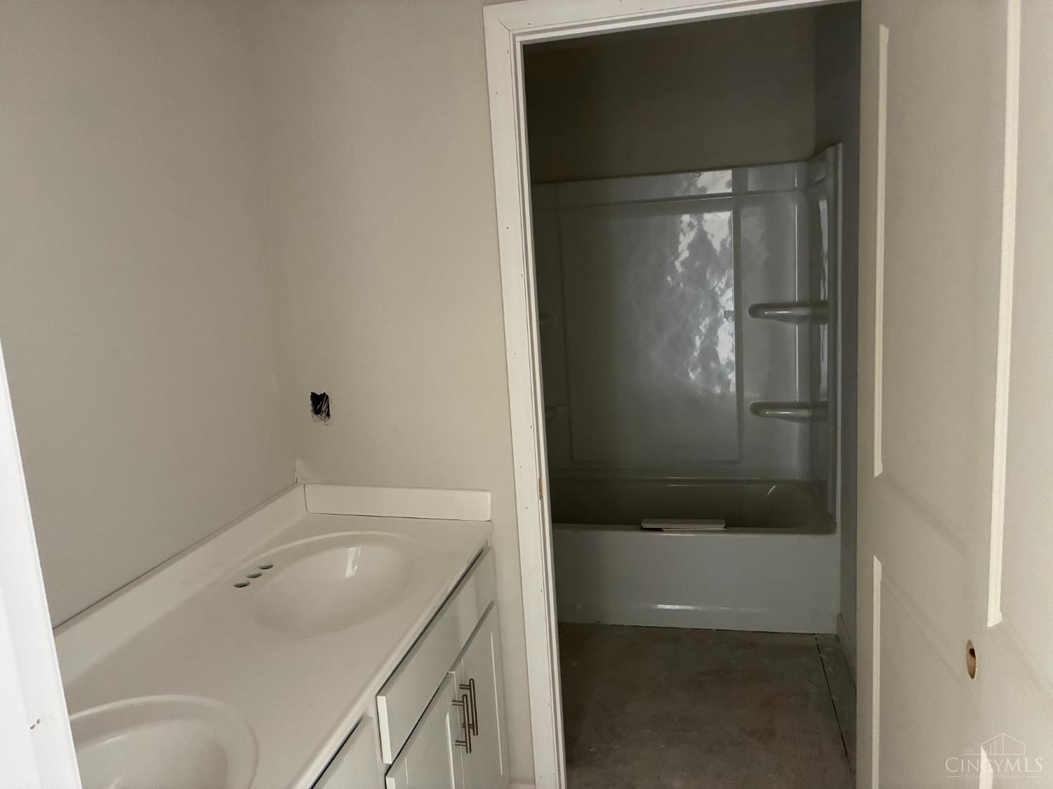 1772 Parkfield Way Property Photo 14