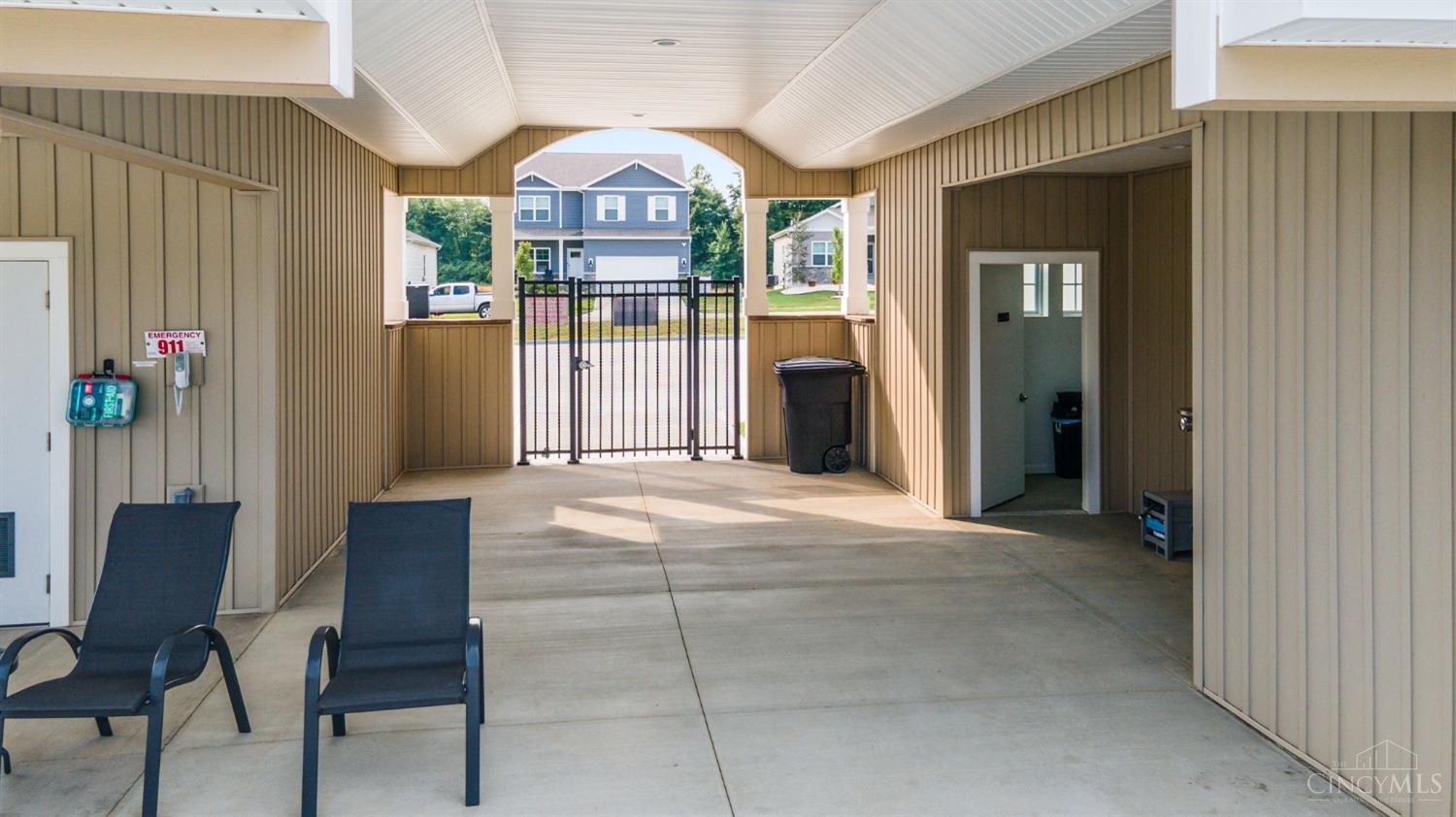 1772 Parkfield Way Property Photo 29