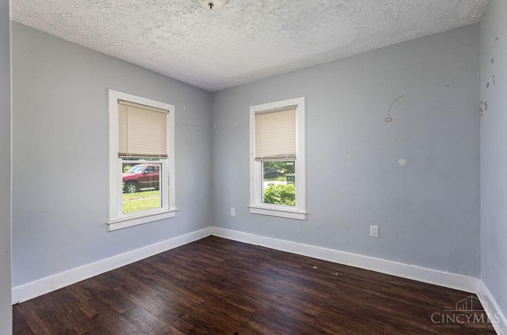 4900 Genesee Avenue Property Photo 12