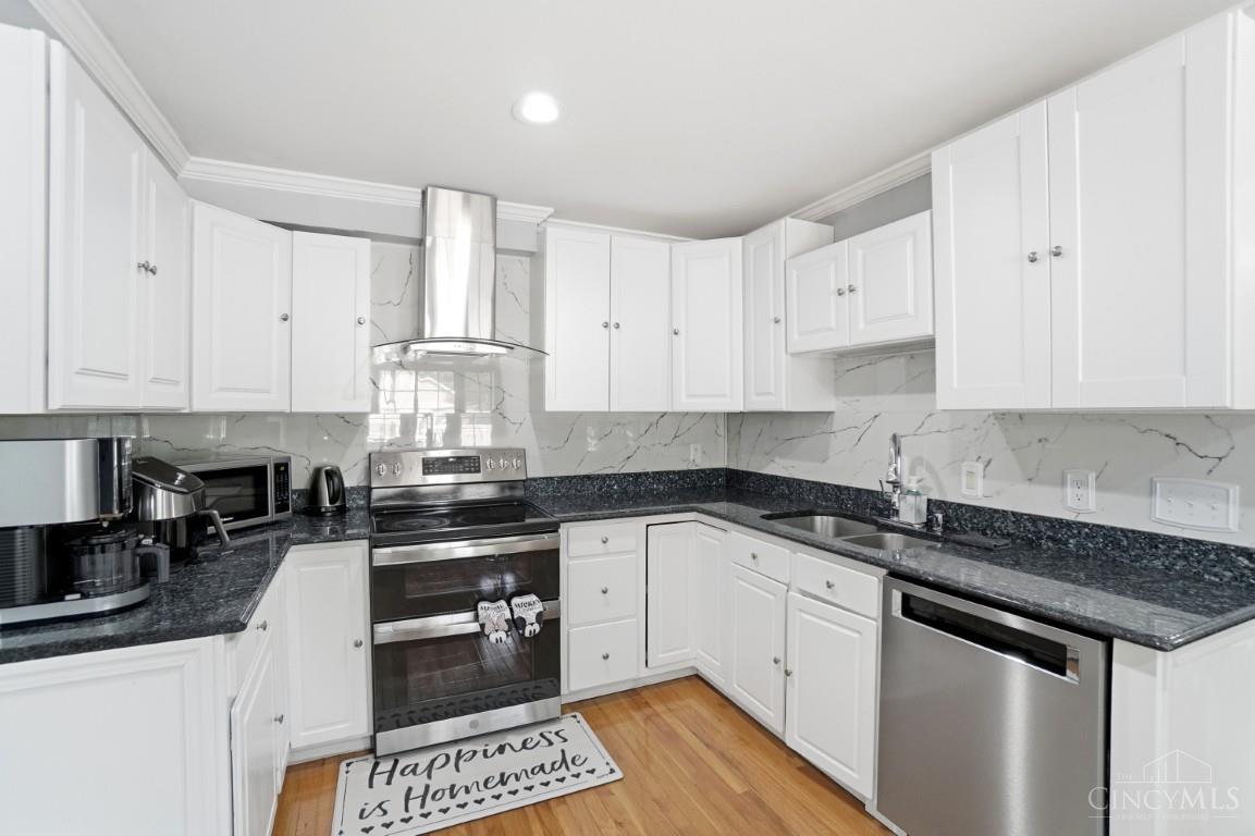 5081 Parkside Drive Property Photo 12