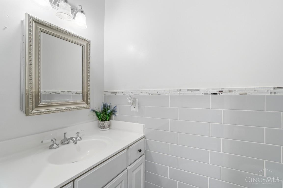 5081 Parkside Drive Property Photo 42