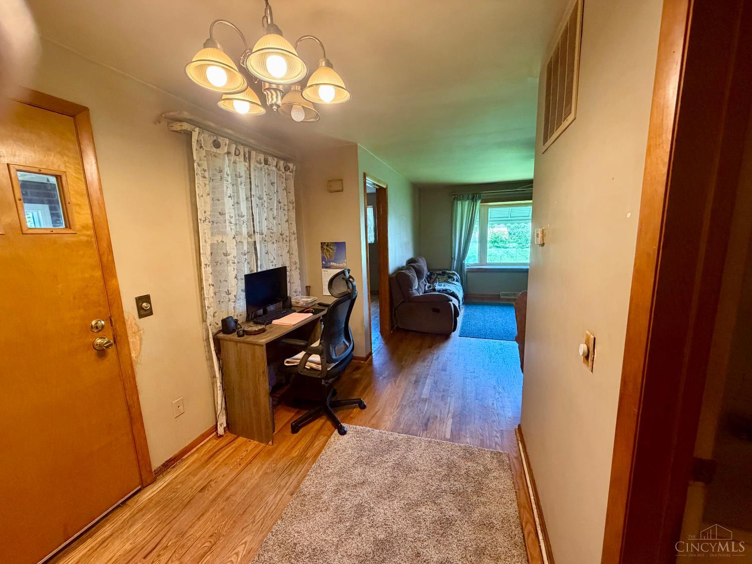 117 Joyce Avenue Property Photo 10
