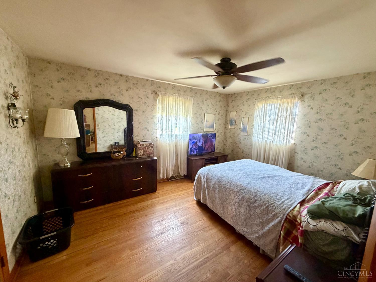 117 Joyce Avenue Property Photo 11