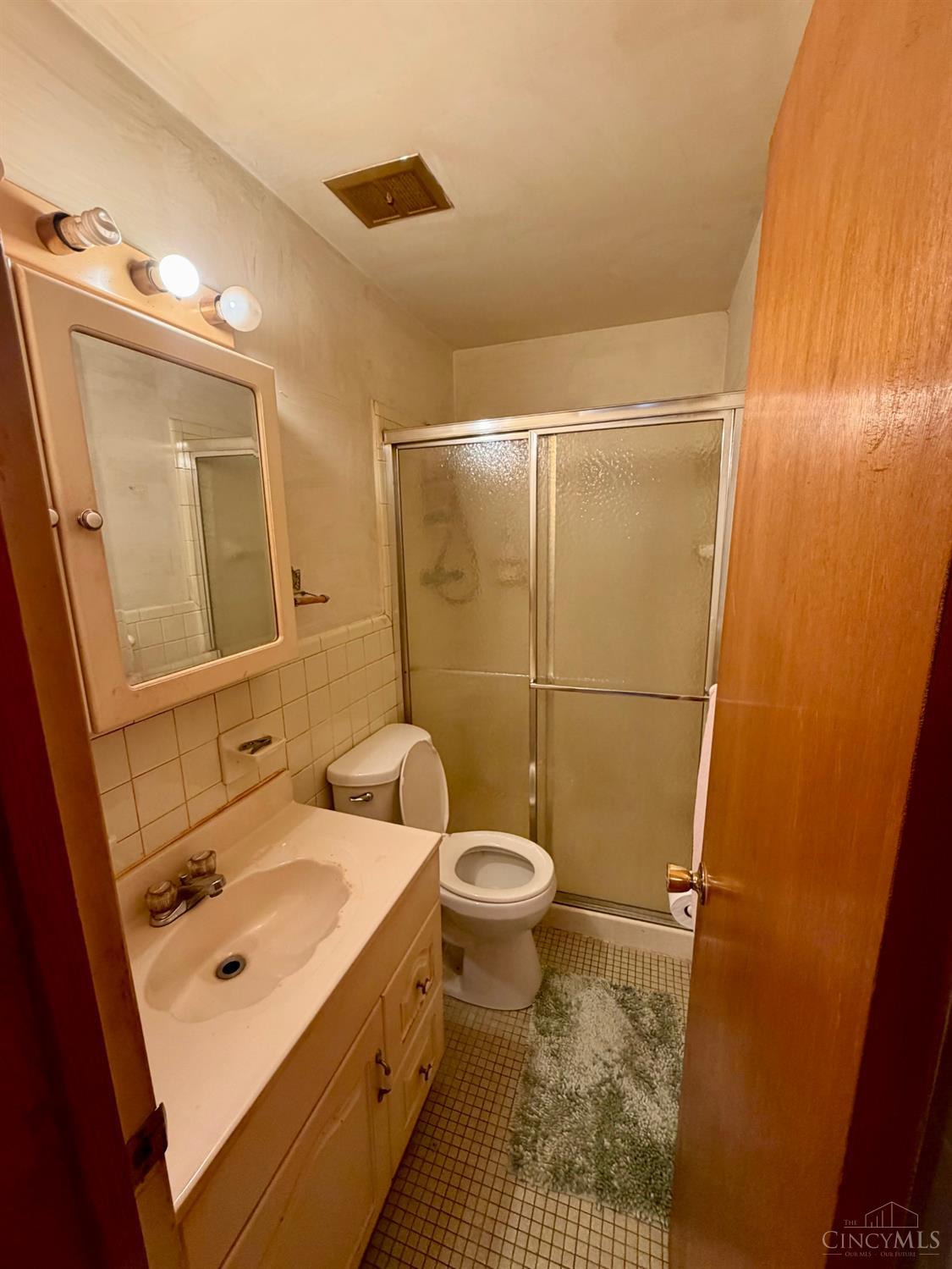 117 Joyce Avenue Property Photo 14