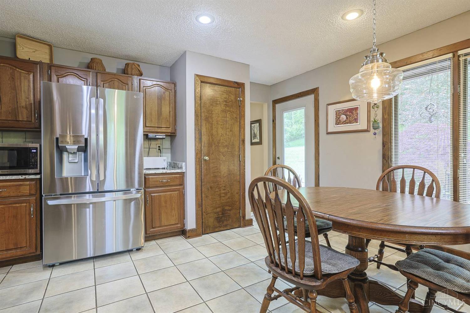19 Lora Lane Property Photo 21