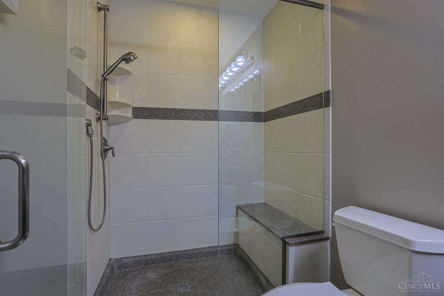 19 Lora Lane Property Photo 26