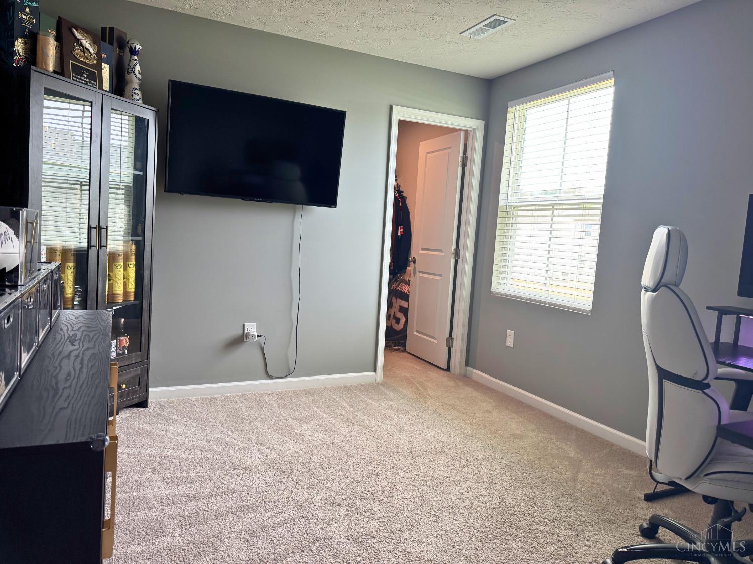 5935 Regatta Drive Property Photo 23