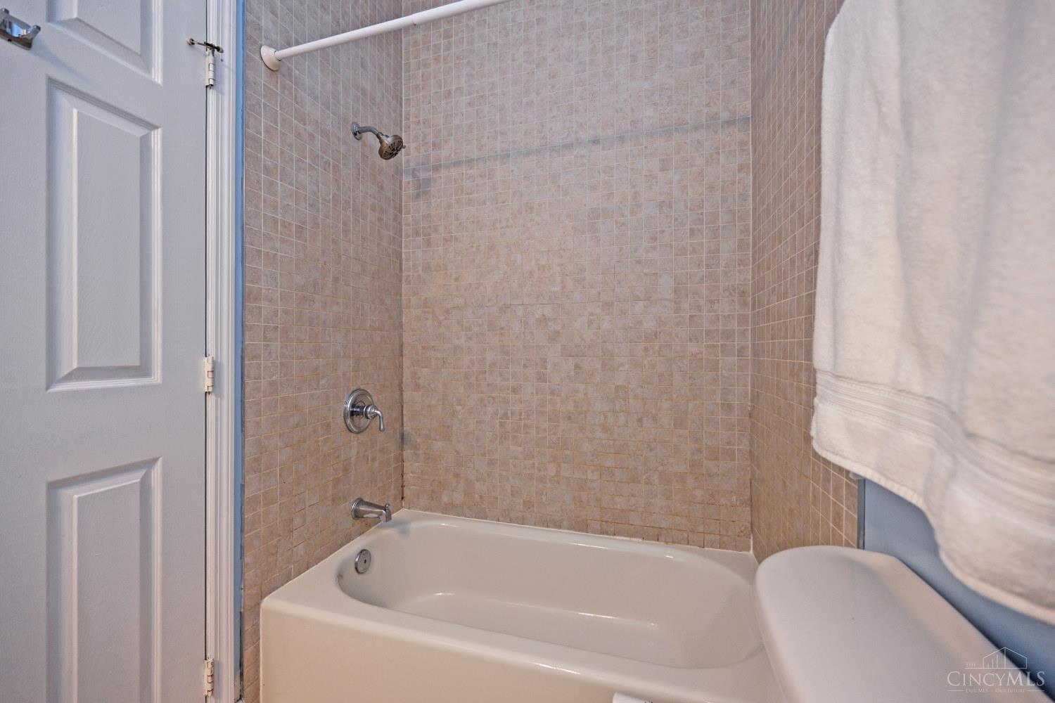 2100 Sinton Avenue Property Photo 31