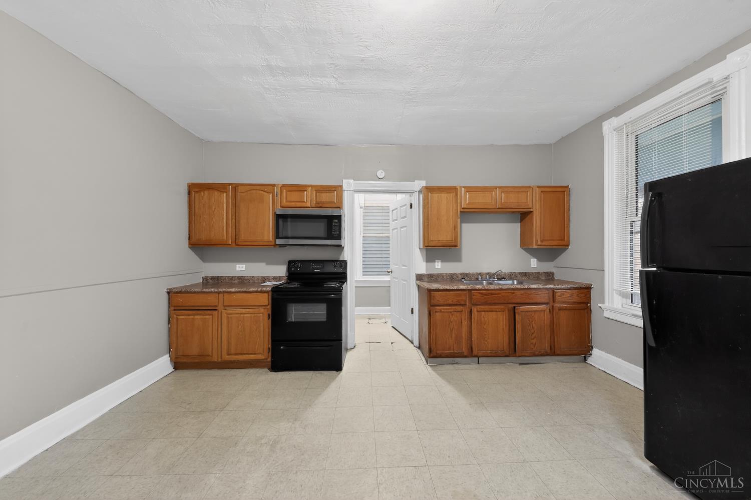 306 Washington Street Property Photo 8