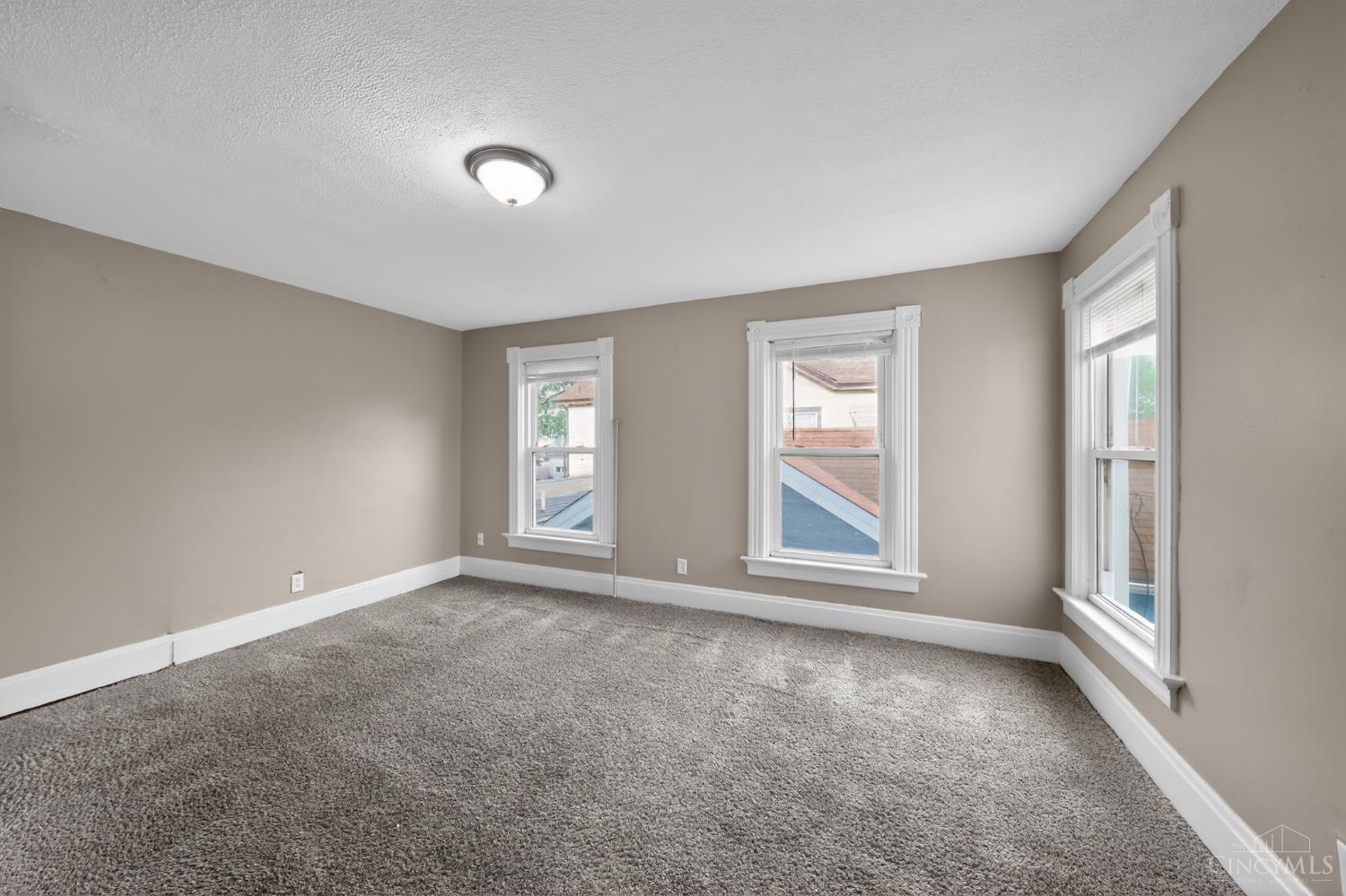 306 Washington Street Property Photo 12