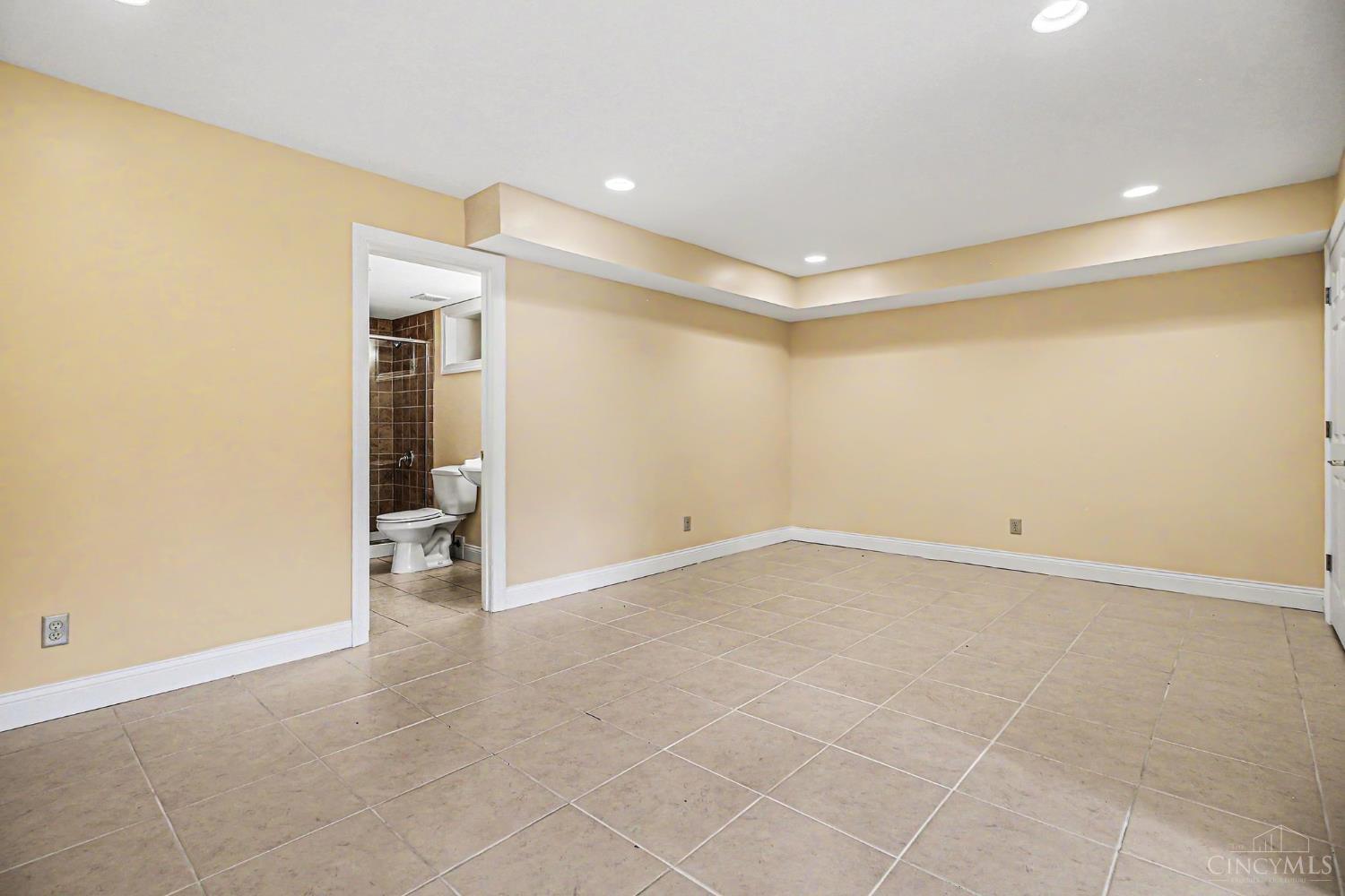 1030 Arabian Run Drive Property Photo 35