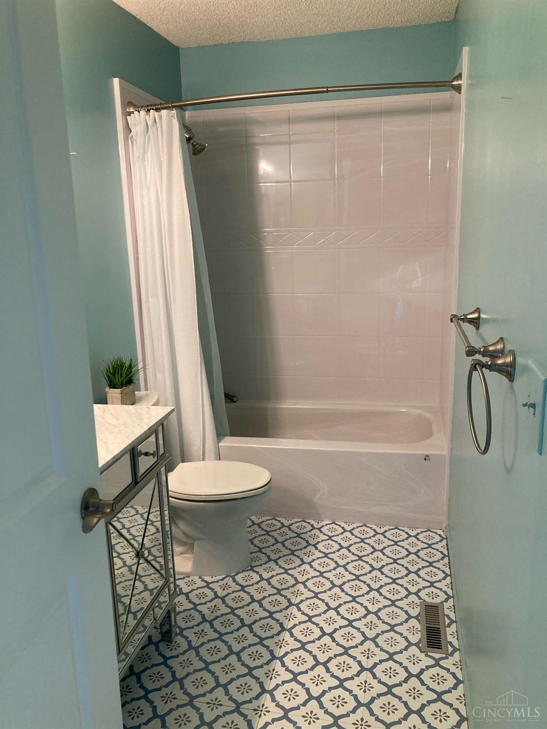 5254 Pros Drive Property Photo 13