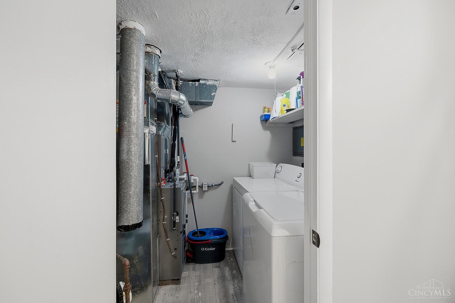 7752 Montgomery Rd Property Photo 17