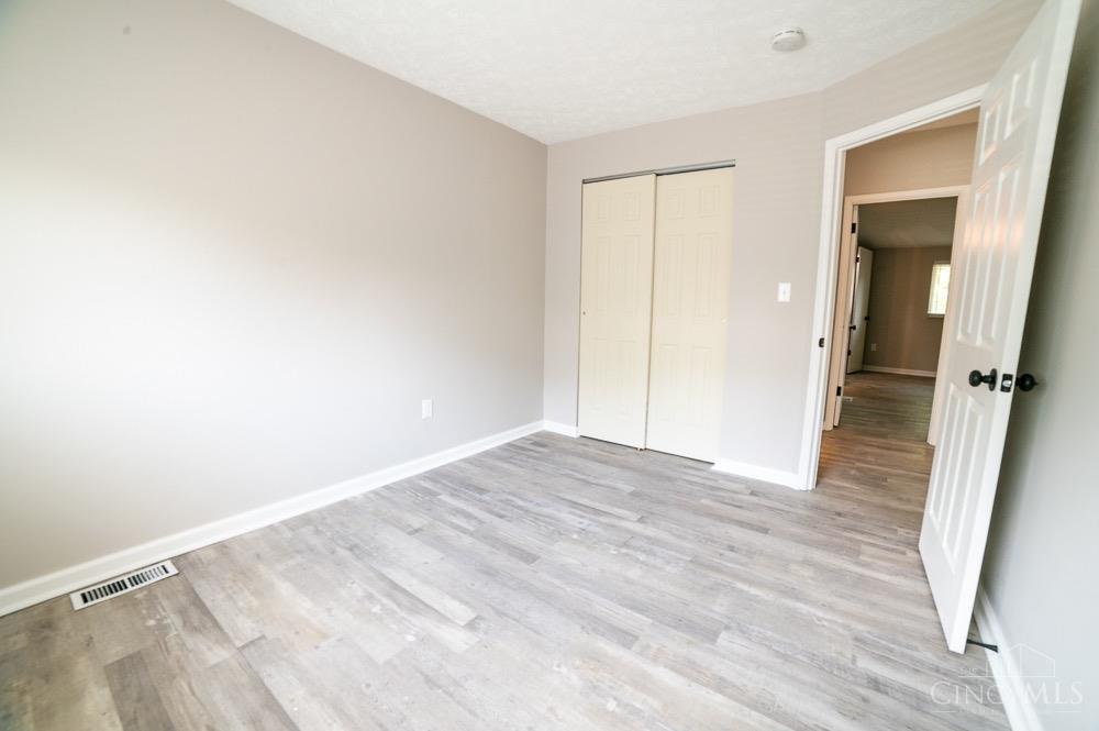 7752 Montgomery Rd Property Photo 23