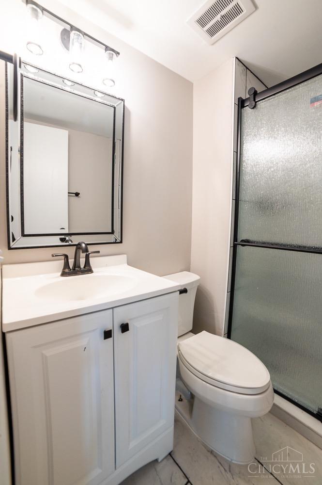 7752 Montgomery Rd Property Photo 30