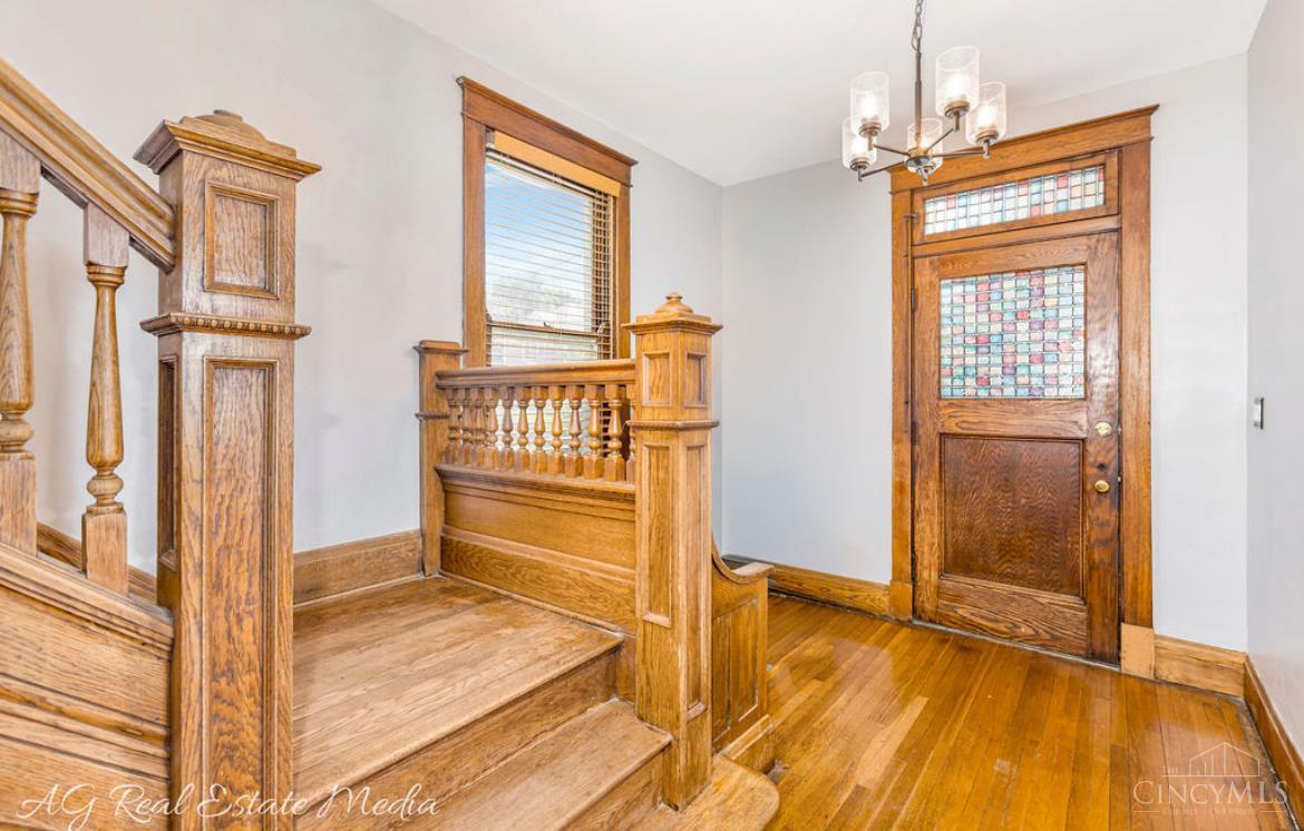 121 Eaton Avenue Property Photo 5