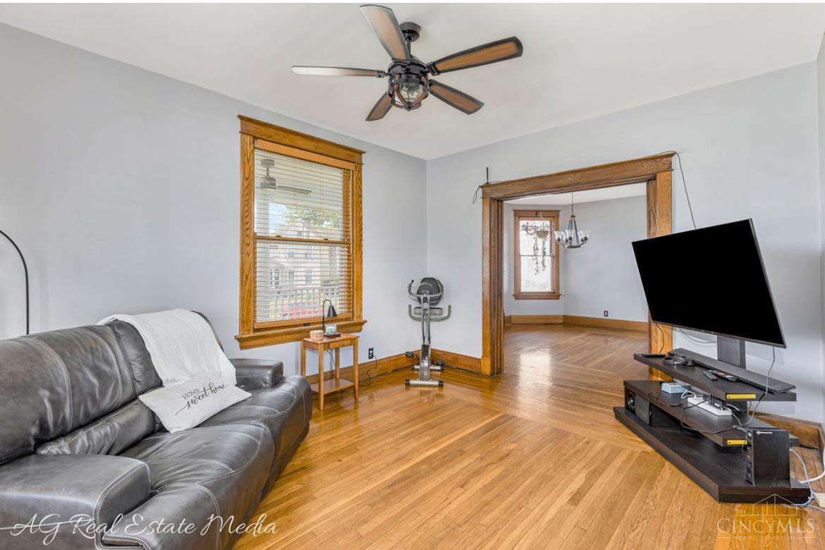121 Eaton Avenue Property Photo 8